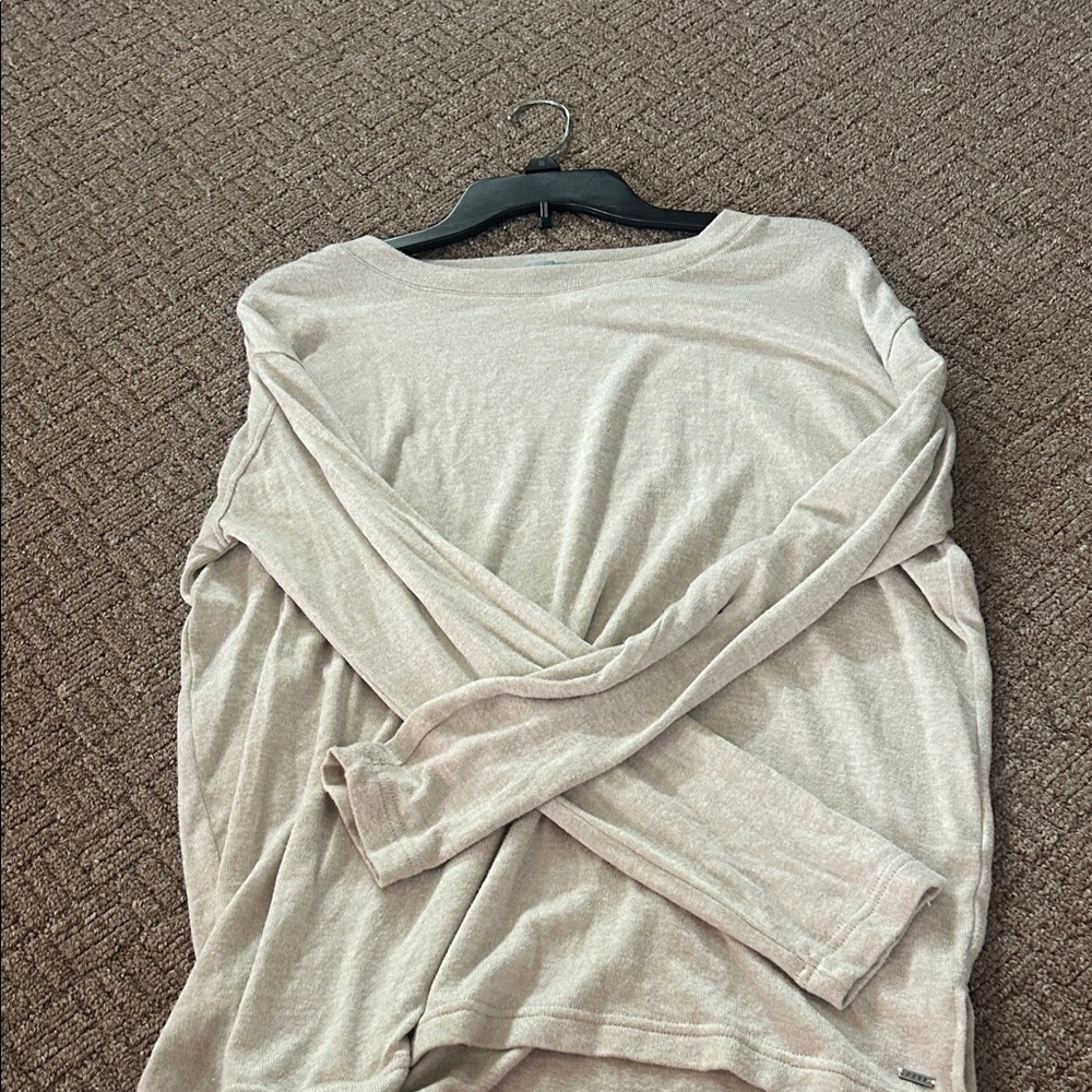 The Southern Shirt Company Women's Long Sleeve Knit Top in Light Taupe
